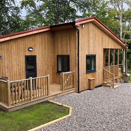 Breckland Lodge 2 With Hot Tub Belladrum Εξωτερικό φωτογραφία