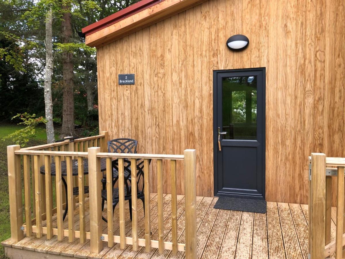 Breckland Lodge 2 With Hot Tub Belladrum Εξωτερικό φωτογραφία